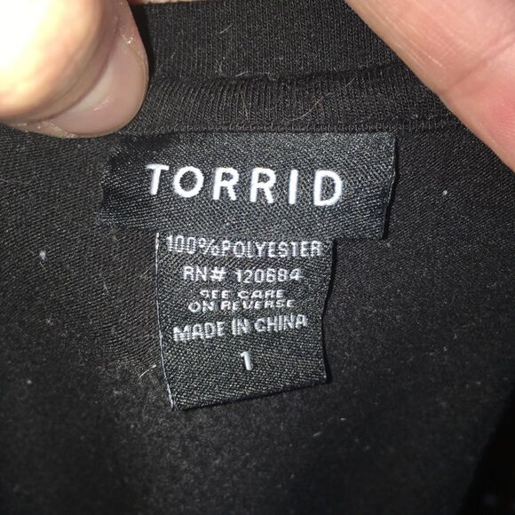 Floral striped Torrid tee with solid black back - Picture 3 of 4